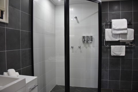 Pure Chalet Thredbo - Kingaroy Accommodation 4