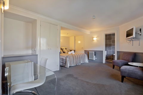 Pure Chalet Thredbo - Kingaroy Accommodation 11