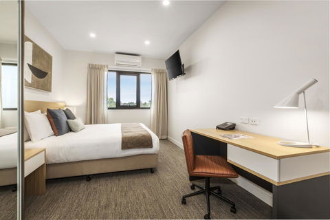 Quest Nowra - Kingaroy Accommodation 0