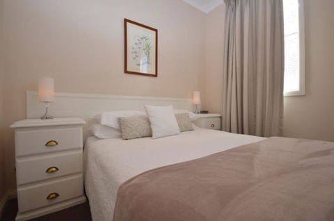 The Old Saddlery - Kingaroy Accommodation 6