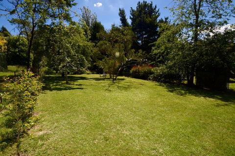 Allegra Cottage Of Leura - Kingaroy Accommodation 12