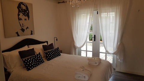 Bowral Escape - Kingaroy Accommodation 11