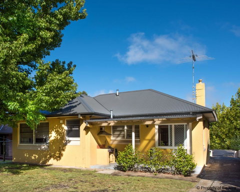 Villa Blue - Kingaroy Accommodation 11