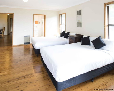 Villa Blue - Kingaroy Accommodation 9
