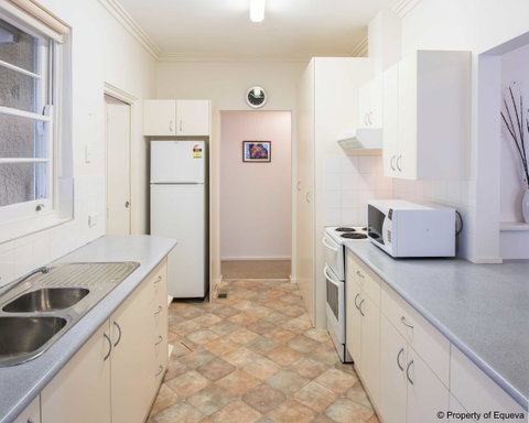Villa Blue - Kingaroy Accommodation 14