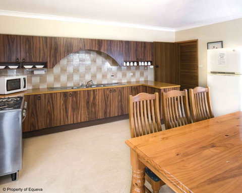 Villa Blue - Kingaroy Accommodation 10