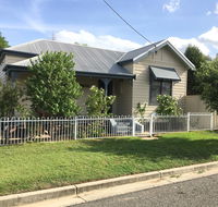 Caledonia Cottage - Kingaroy Accommodation