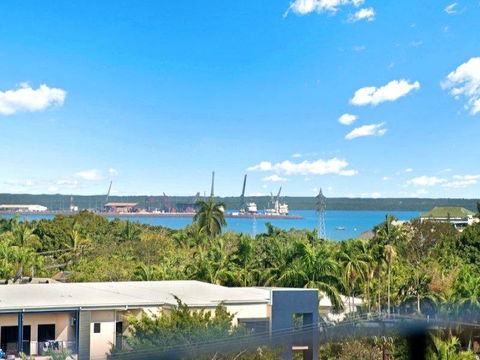 Nomikis\'On The Avenue - Kingaroy Accommodation 15