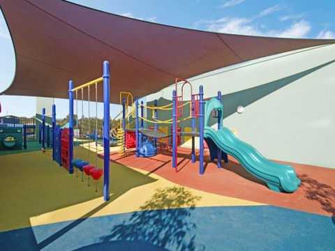 Nomikis\'On The Avenue - Kingaroy Accommodation 7
