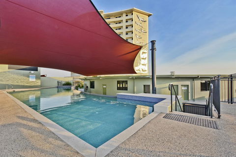 Nomikis\'On The Avenue - Kingaroy Accommodation 17