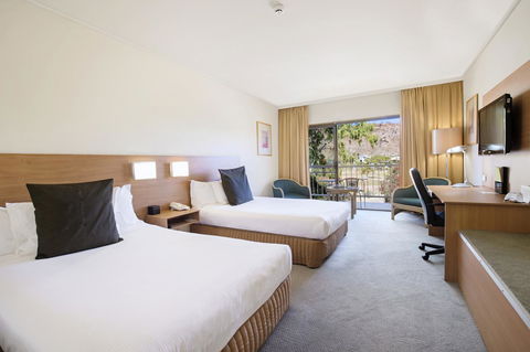 DoubleTree By Hilton Alice Springs - Kingaroy Accommodation 41