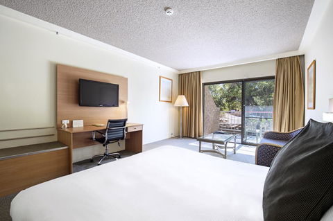 DoubleTree By Hilton Alice Springs - Kingaroy Accommodation 43