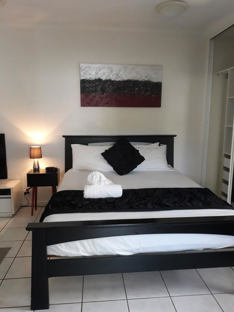 Central Studio, Darwin CBD Northern Territory - Kingaroy Accommodation 1