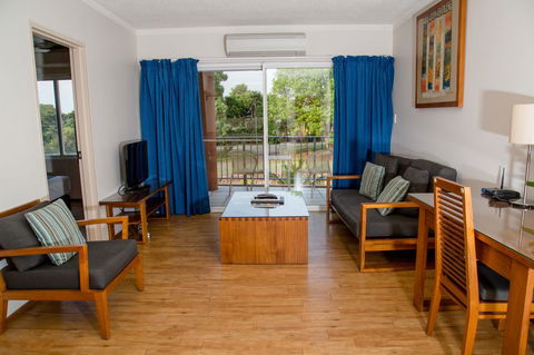 Cullen Bay Resorts - Kingaroy Accommodation 4