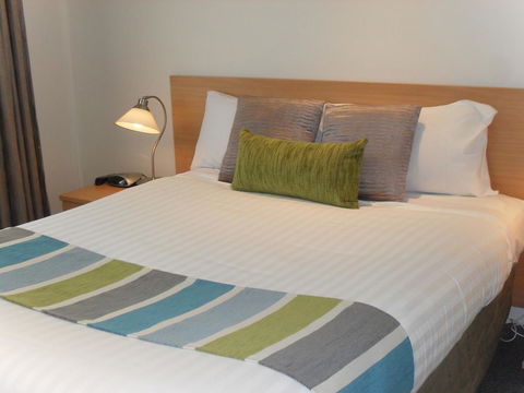 Beaches Serviced Apartments - Kingaroy Accommodation 8