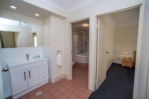 Beaches Serviced Apartments - Kingaroy Accommodation 18