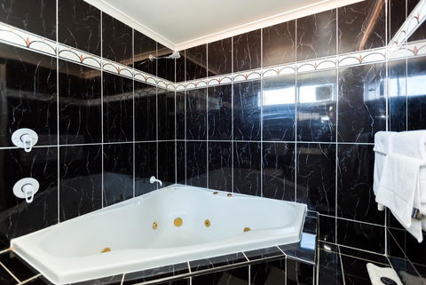 Elkira Court Motel - Kingaroy Accommodation 26