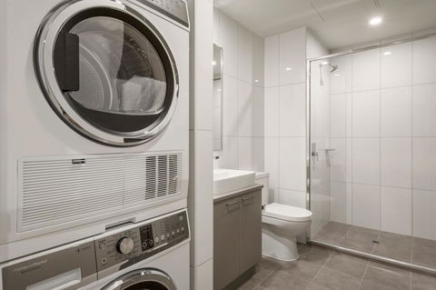 Hudson Berrimah - Kingaroy Accommodation 3