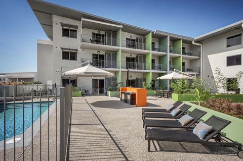 Hudson Berrimah - Kingaroy Accommodation 1
