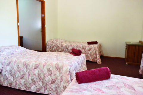 Erldunda Desert Oaks Resort - Kingaroy Accommodation 31