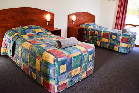 Erldunda Desert Oaks Resort - Kingaroy Accommodation 35