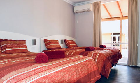 Erldunda Desert Oaks Resort - Kingaroy Accommodation 12