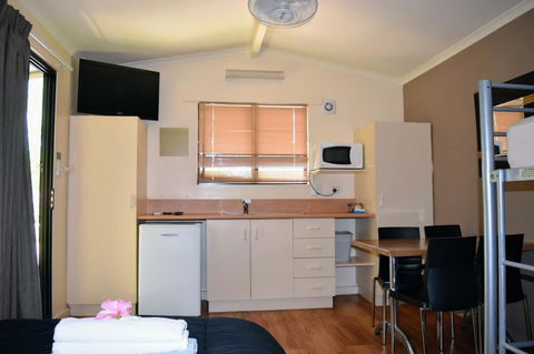 Hidden Valley Holiday Park Darwin - Kingaroy Accommodation 12