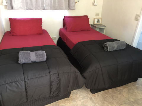Mataranka Roadhouse - Kingaroy Accommodation 7