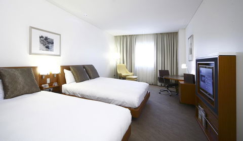 Novotel Canberra - Kingaroy Accommodation 19