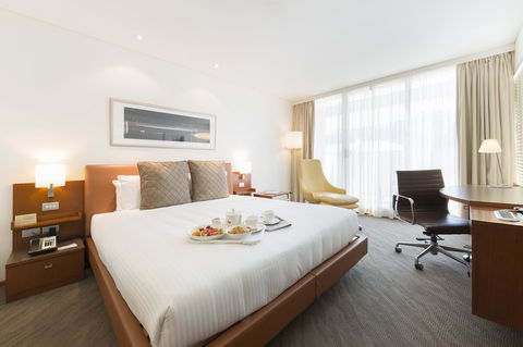 Novotel Canberra - Kingaroy Accommodation 7