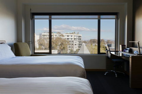 Crowne Plaza Canberra, An IHG Hotel - Kingaroy Accommodation 18