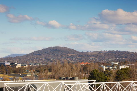Crowne Plaza Canberra, An IHG Hotel - Kingaroy Accommodation 16
