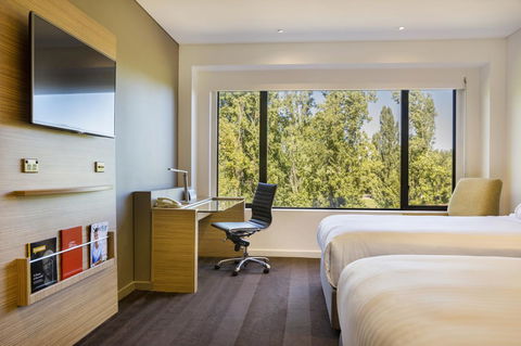 Crowne Plaza Canberra, An IHG Hotel - Kingaroy Accommodation 22