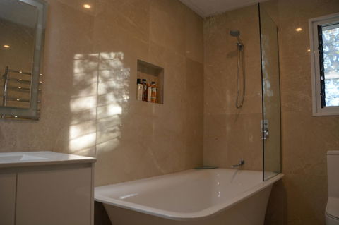 Garden Room - Kingaroy Accommodation 11