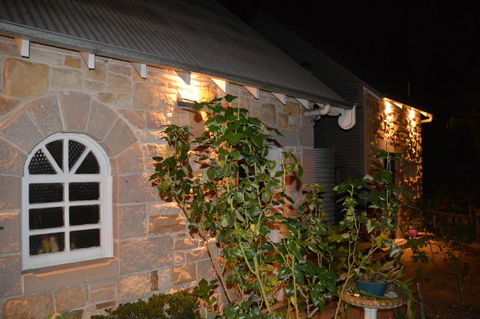 Garden Room - Kingaroy Accommodation 9