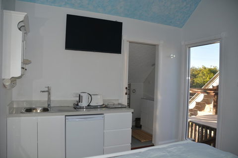 Garden Room - Kingaroy Accommodation 3