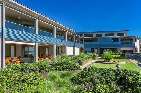 Lennox Holiday Apartments - Kingaroy Accommodation 38
