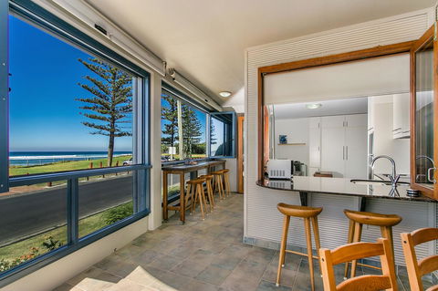 Lennox Holiday Apartments - Kingaroy Accommodation 32
