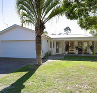Bonito' 26 Bonito Street - pet friendly housewith aircon - Kingaroy Accommodation