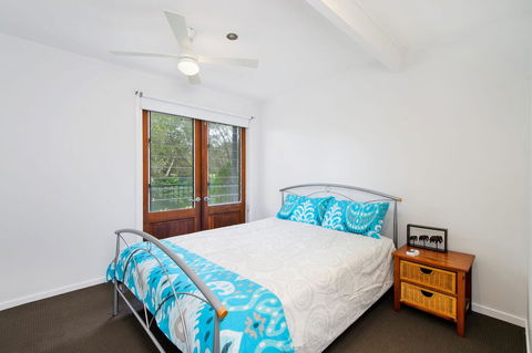 BONNY BEACH HOUSE - Holiday Accomodation With Pool - Kingaroy Accommodation 2