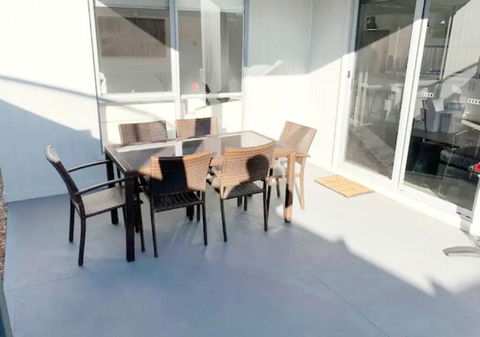 Brand New Home, 10 Mins To Beach, Torquay, Geelong, Deakin, Hospitals - Kingaroy Accommodation 3
