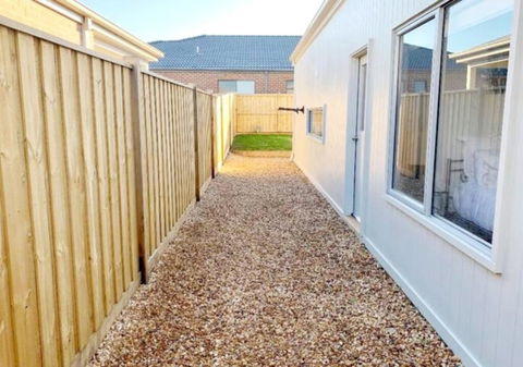 Brand New Home, 10 Mins To Beach, Torquay, Geelong, Deakin, Hospitals - Kingaroy Accommodation 1