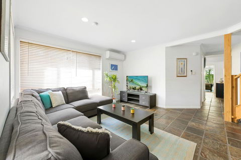 Breakers At Mudjimba Beach - Kingaroy Accommodation 2