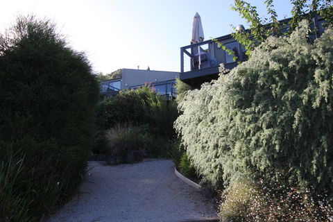 Breakers Holiday House - Kingaroy Accommodation 0