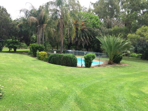 Bridge Motel Wellington - Kingaroy Accommodation 3