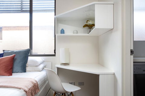 Bright Studio Steps From Westmead Hospital - Kingaroy Accommodation 2