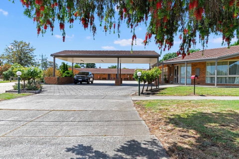 Broadford Sugarloaf Motel - Kingaroy Accommodation 0