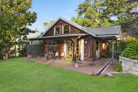 BROWNS COTTAGE - Kingaroy Accommodation 0