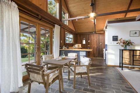 BROWNS COTTAGE - Kingaroy Accommodation 2