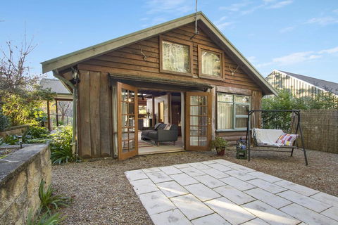 BROWNS COTTAGE - Kingaroy Accommodation 1